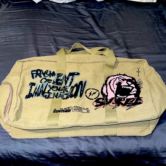Cactus Jack X Fragment duffel bag. - Picture 2 of 4